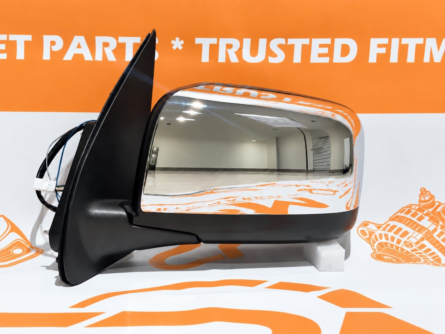 Chrome Wing Mirror Suitable For Nissan Caravan NV350/E26 - LH